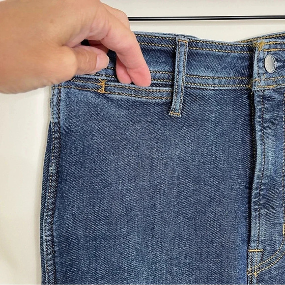 EVERLANE The Way-High Clean Front Skinny Jean in Vintage Blue - Picture 9 of 14